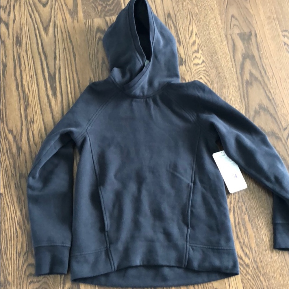 NWT Lululemon fleece please pullover